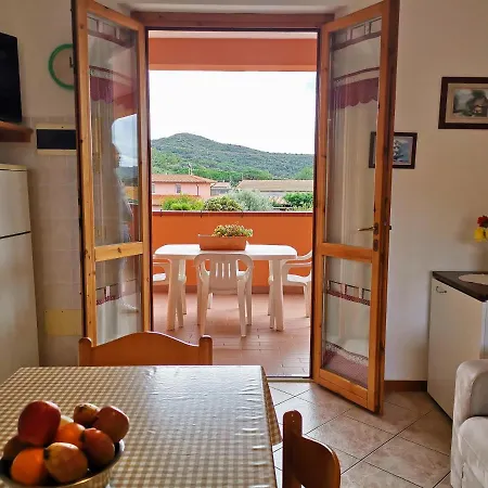 Casa Rita By Helloelba מרינה די קמפו